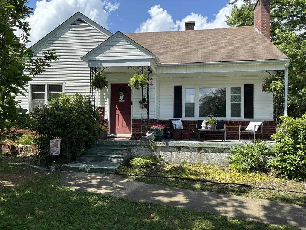 713 Powerhouse Rd, Independence, VA 24348 - #1