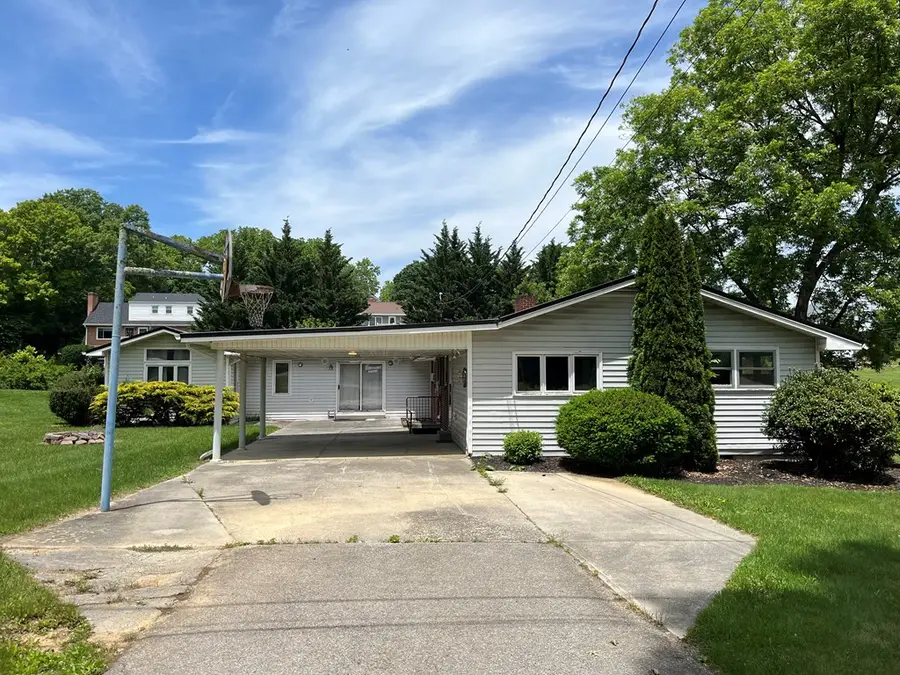 485 South 8th Street, Wytheville, VA 24382 - #3