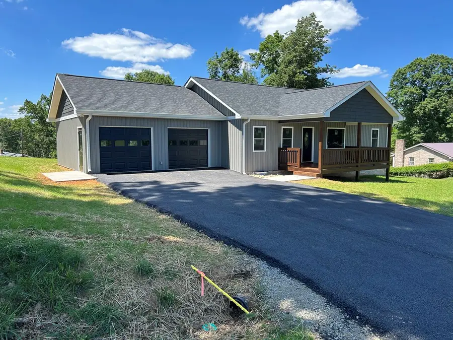336 336 Edgewood Dr., Hillsville, VA 24343 - #2