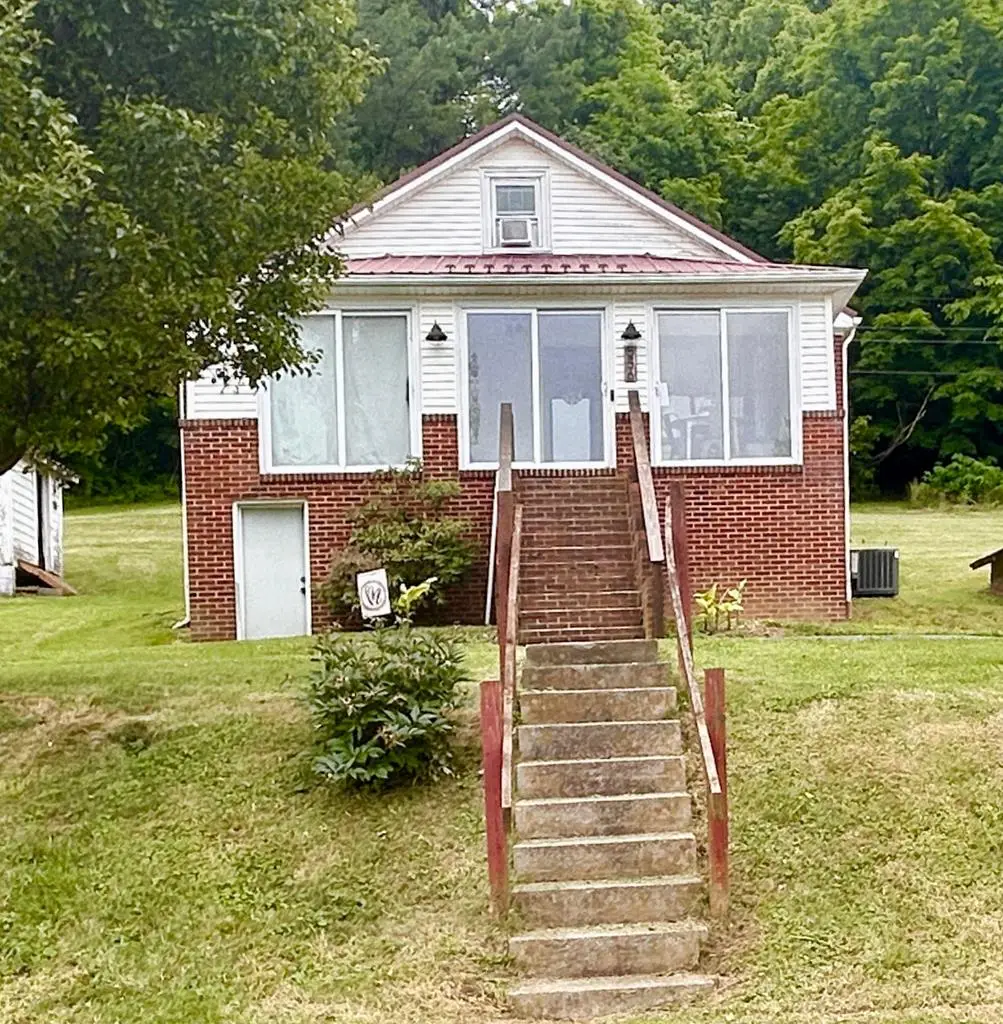 556 Swords Creek Road, Honaker, VA 24260 - #1