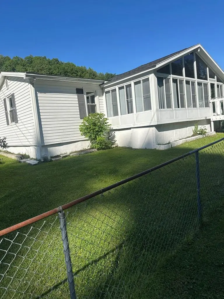 439 Brown Avenue, Richlands, VA 24641 - #3
