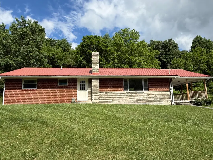 106 Russell St., Saltville, VA 24370 - #3