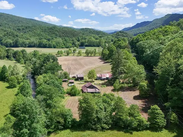 504 Veterans Road, Broadford, VA 24316