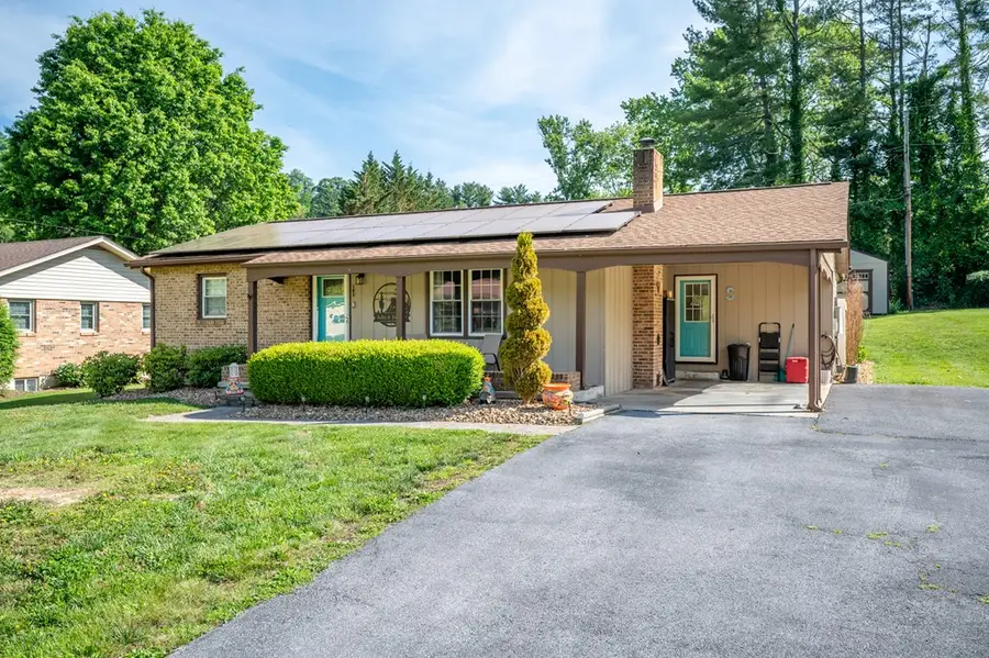 183 Harris Ln, Marion, VA 24354 - #2