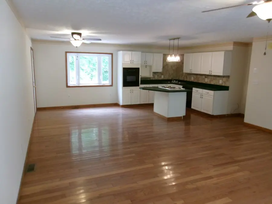 229 DEER RIDGE TRAIL, Tazewell, VA 24651 - #3