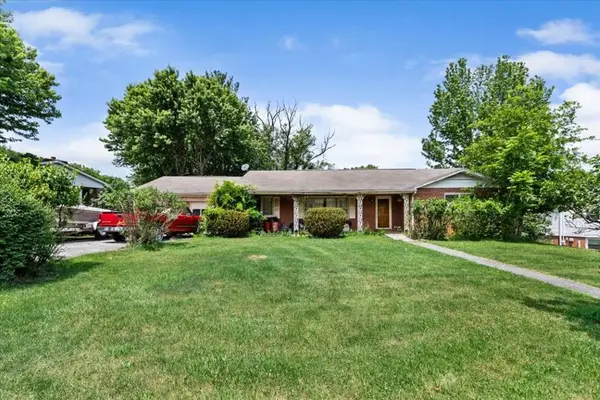 1303 Hopkins Drive, Pulaski, VA 24301
