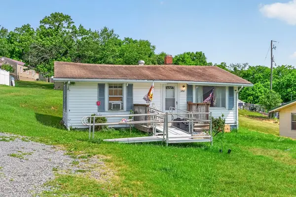4764 Veterans Hill Rd, Pulaski, VA 24301