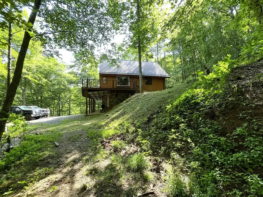 76 Captains Gate, Dugspur, VA 24325 - #2