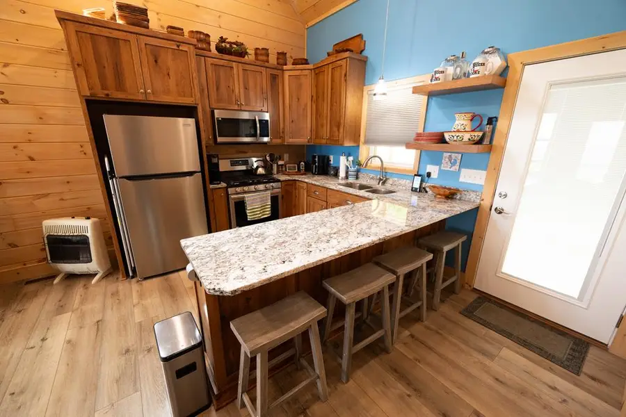155 Puglia Ln, Fancy Gap, VA 24328 - #3