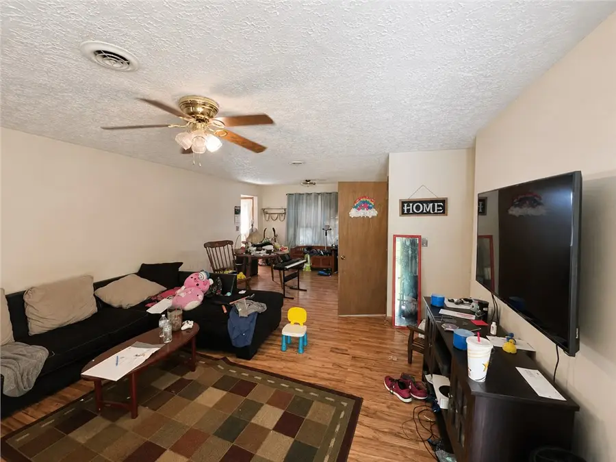 853 Stroupe Mountain Rd, Wytheville, VA 24382 - #3