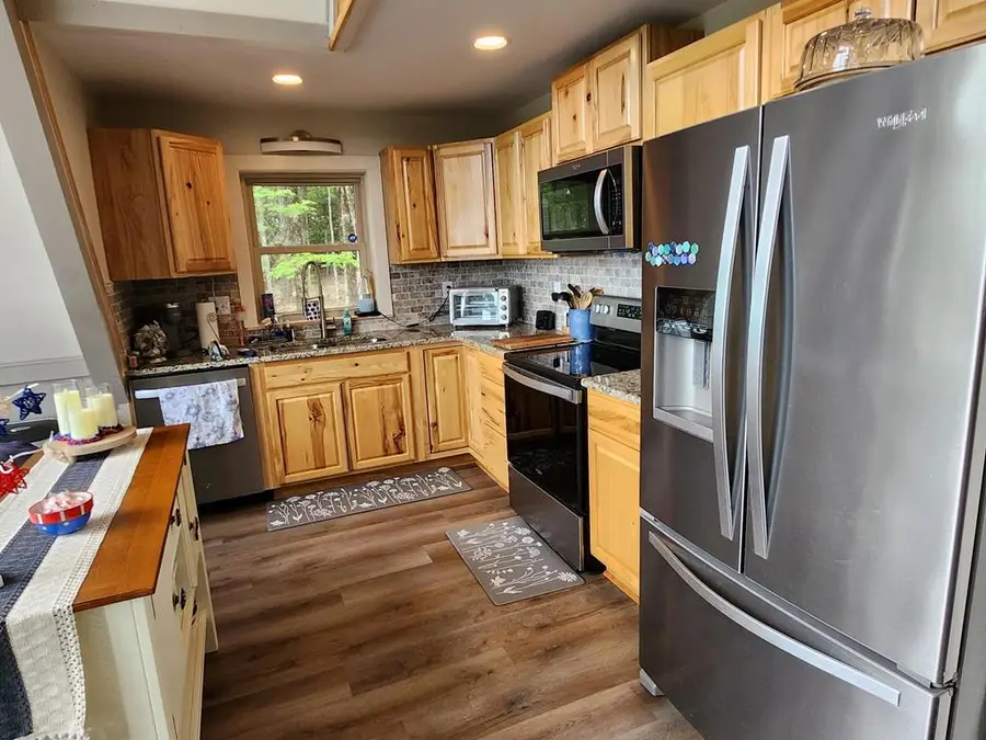917 Mountain View Dr, Fancy Gap, VA 24328 - #3