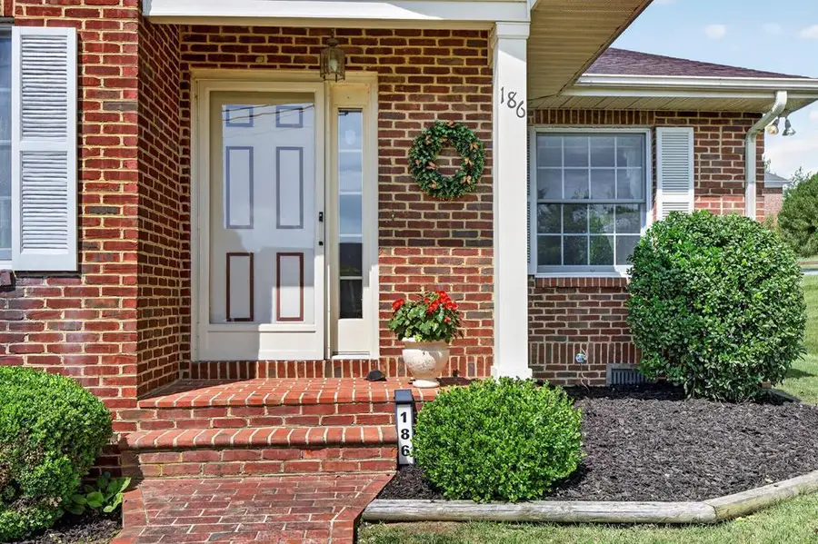 186 Keller Lane, Marion, VA 24354 - #2