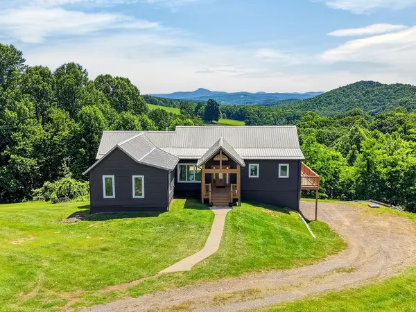 184 Thistle Trail, Hillsville, VA 24343