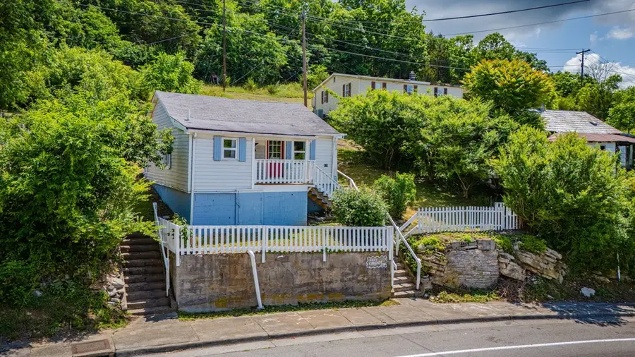 520 Cleveland Road, Lebanon, VA 24266 - #2
