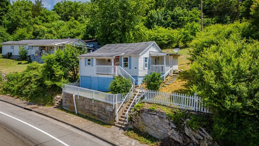 520 Cleveland Road, Lebanon, VA 24266 - #3