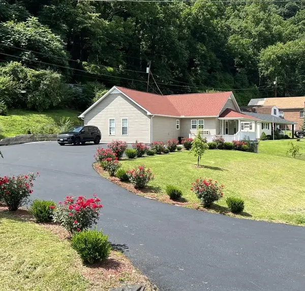 1158 MAVISDALE HILL RD, Maviesvale, VA 24627