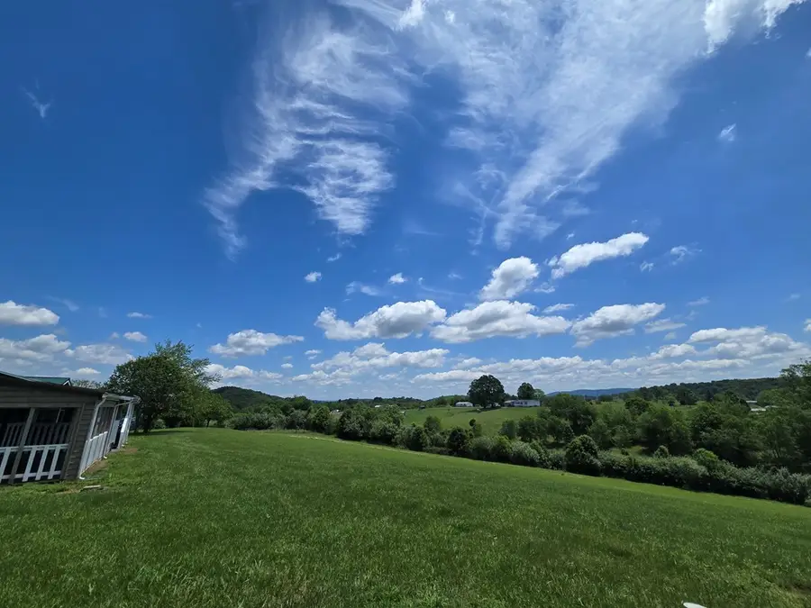 375 Bentwood Dr, Max Meadows, VA 24360 - #2