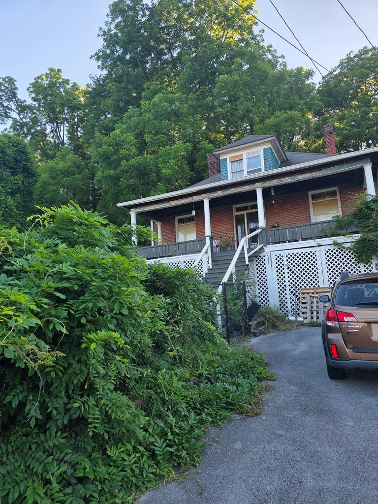 711 Virginia Avenue, Bluefield, VA 24605 - #1