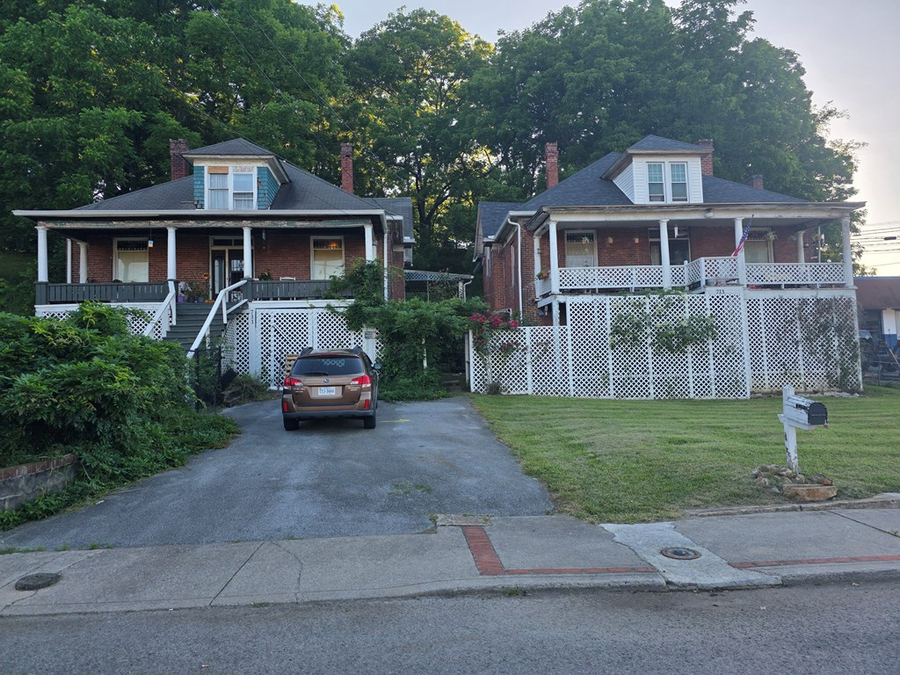 711 Virginia Avenue, Bluefield, VA 24605 - #2