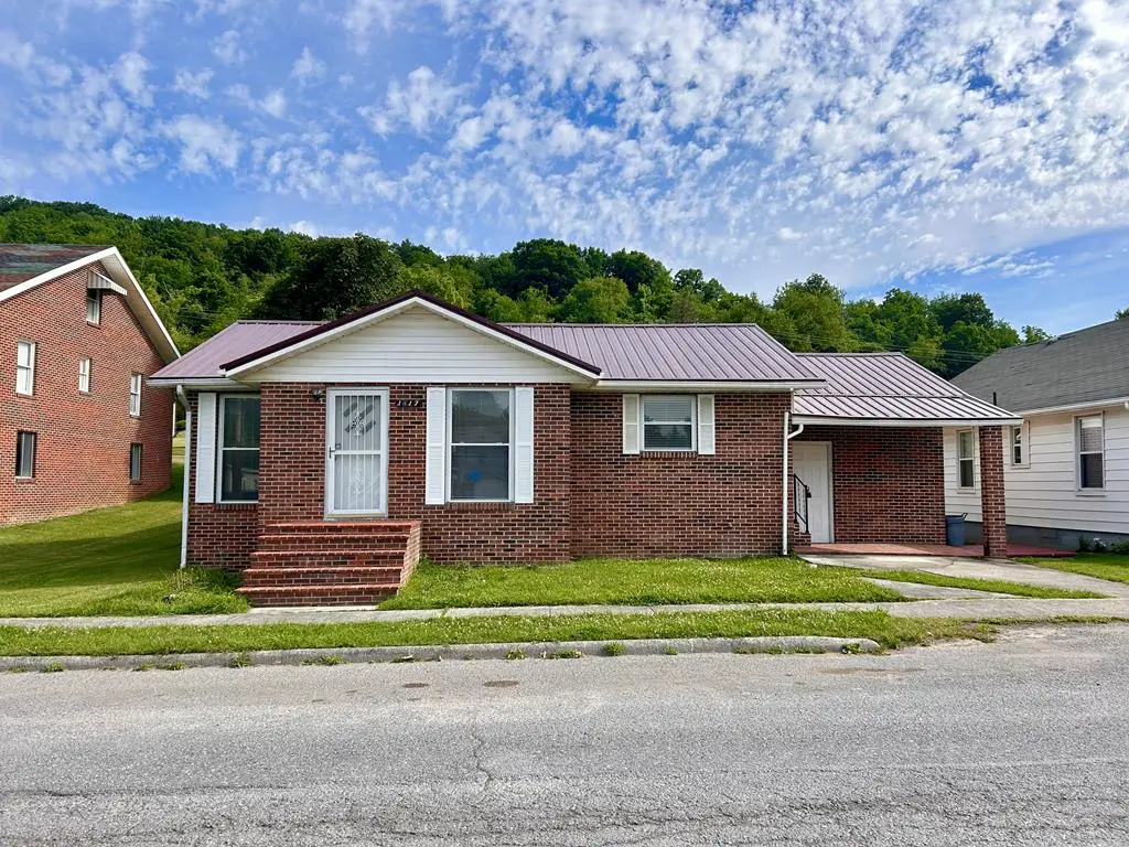 1817 5th Street, Richlands, VA 24641 - #1