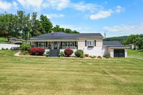17461 Wyndale Rd, Abingdon, VA 24210