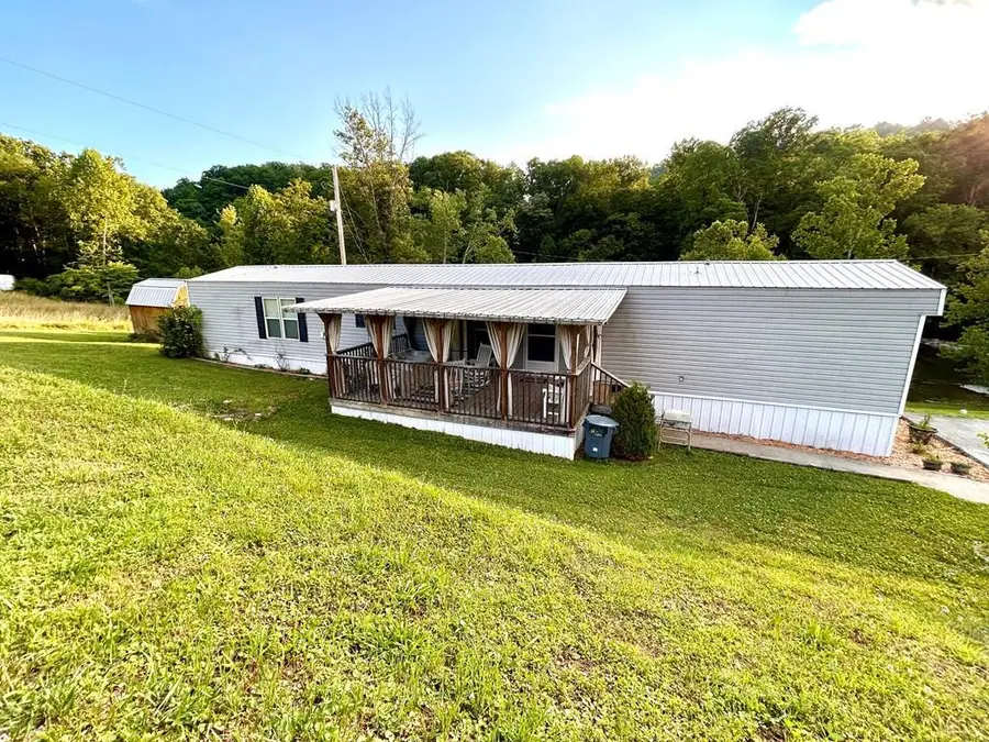 2364 Cedar Cliff Road, Honaker, VA 24260 - #2
