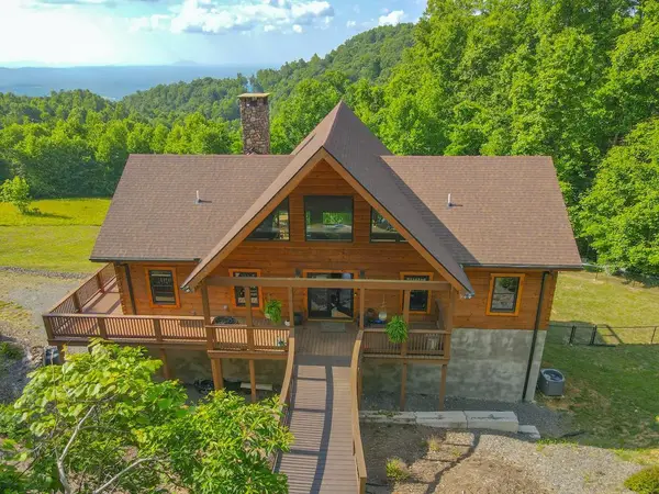 227 Cabin Ridge Trail, Fancy Gap, VA 24328