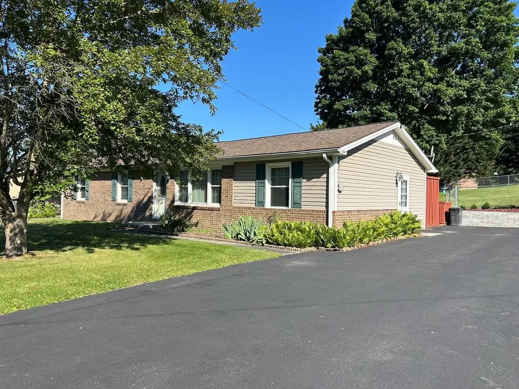 830 Rolling Hills Drive, Wytheville, VA 24382 - #1