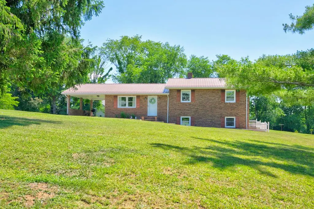 206 Briarwood Lane, Rural Retreat, VA 24368 - #1