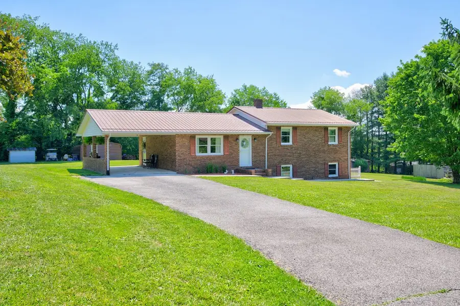 206 Briarwood Lane, Rural Retreat, VA 24368 - #3