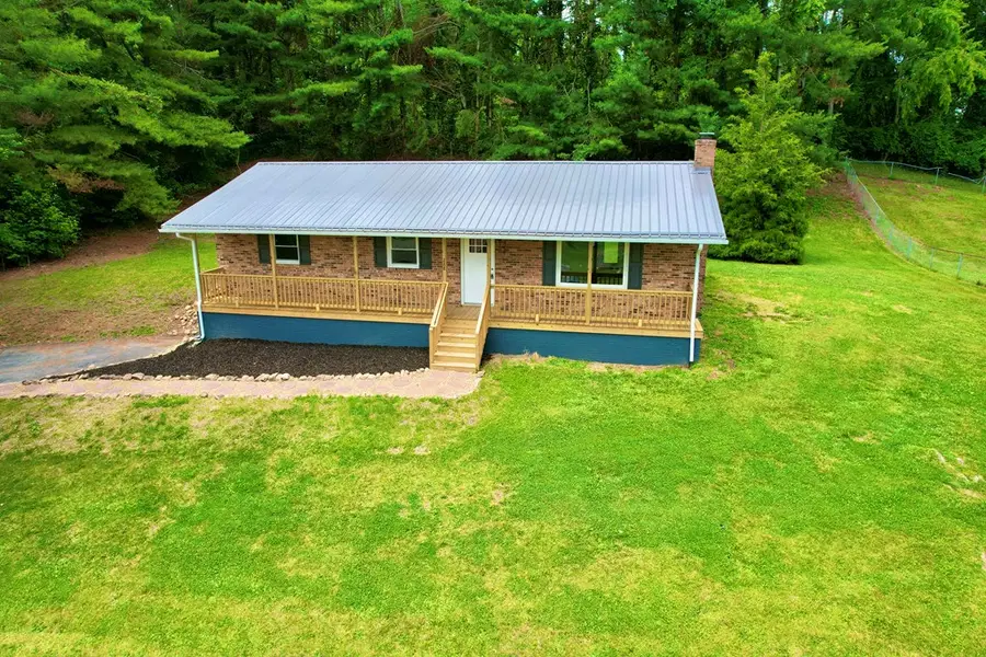282 Rolling Hills Drive, Marion, VA 24354 - #2