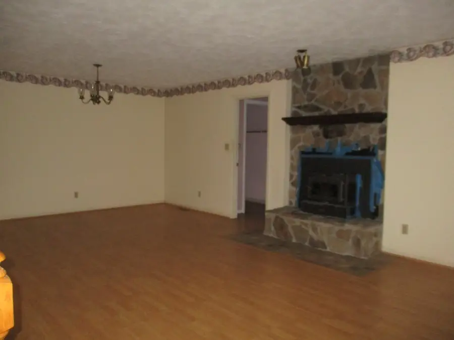 9191 Lesterfield Lane, Glade Spring, VA 24340 - #3