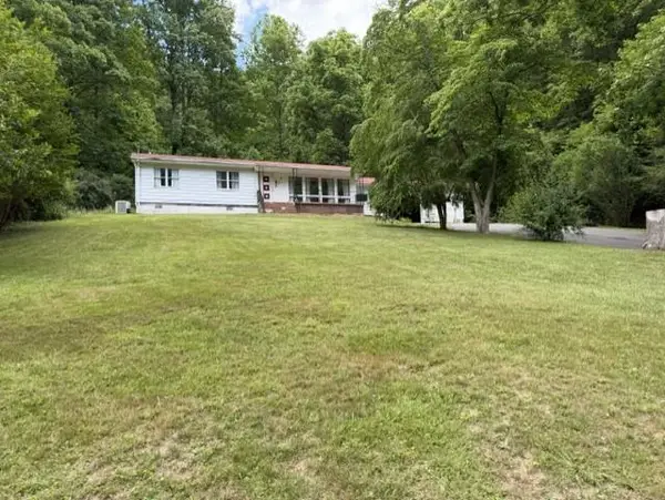 6975 Slate Creek Rd., Grundy, VA 24614