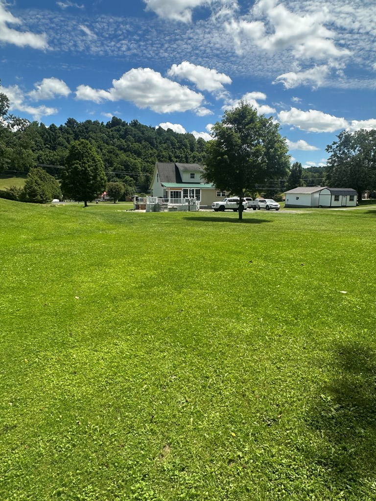 4639 Baptist Valley Rd, North Tazewell, VA 24630 - #3