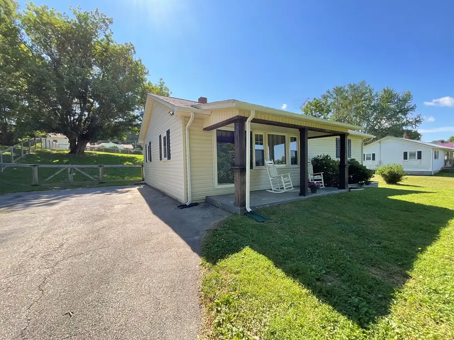 70 Amber Drive, Galax, VA 24333 - #2