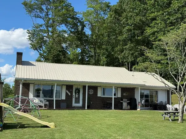 1401 Pleasant Grove Road, Independence, VA 24348