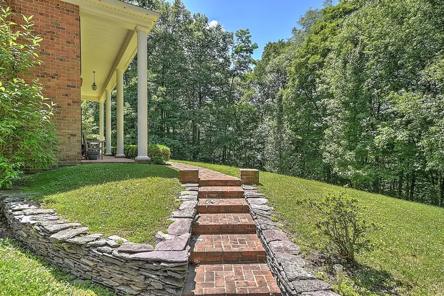 20591 Azen Road, Damascus, VA 24236 - #3