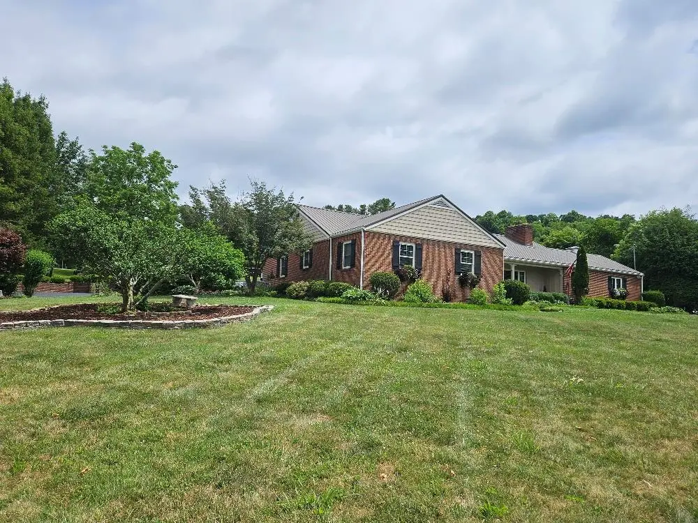 481 Wassona Dr, Marion, VA 24354 - #1