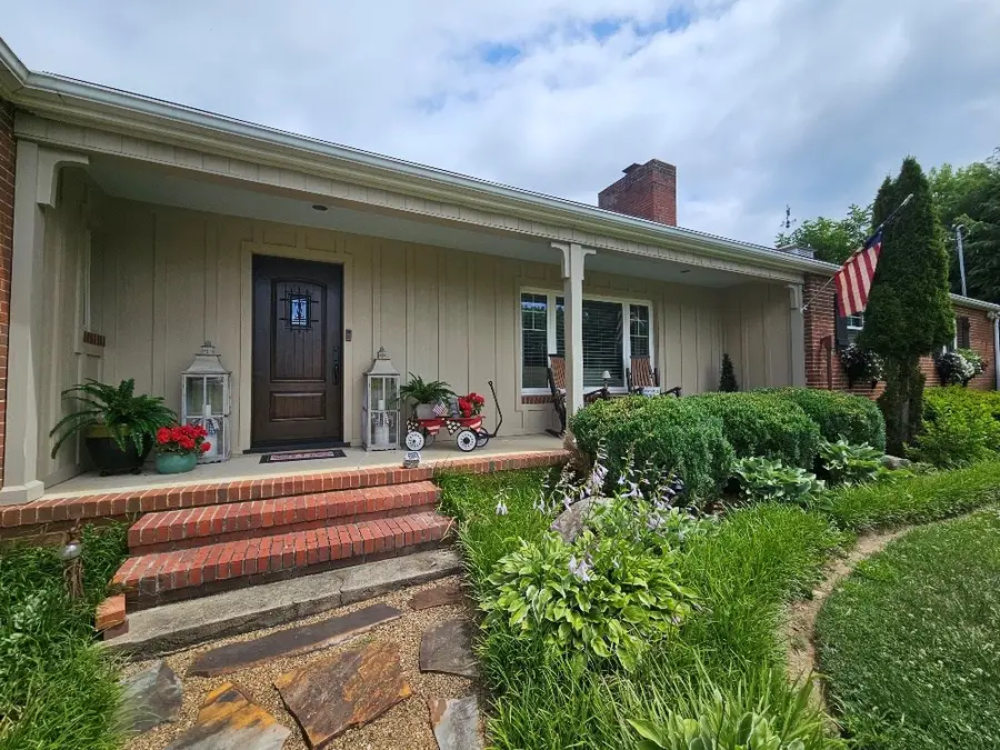 481 Wassona Dr, Marion, VA 24354 - #3