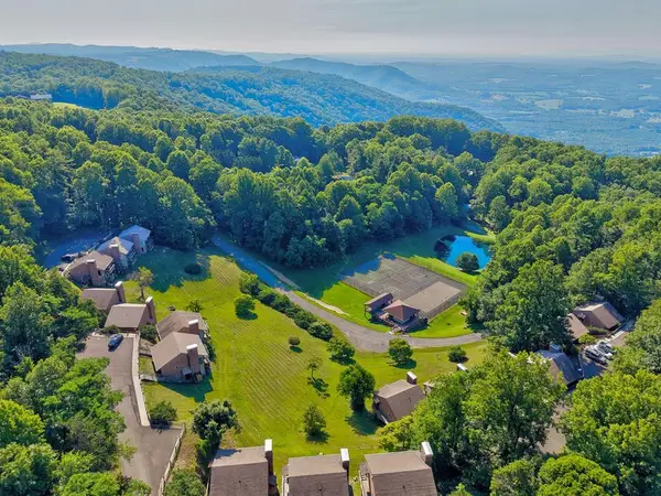 96 Doe Highlands Drive, Hillsville, VA 24343