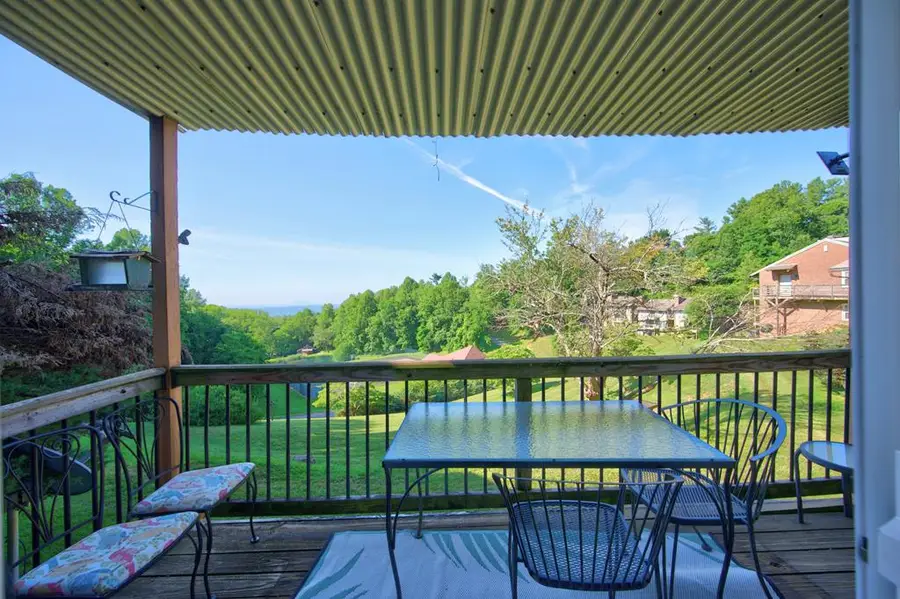 96 Doe Highlands Drive, Hillsville, VA 24343 - #3