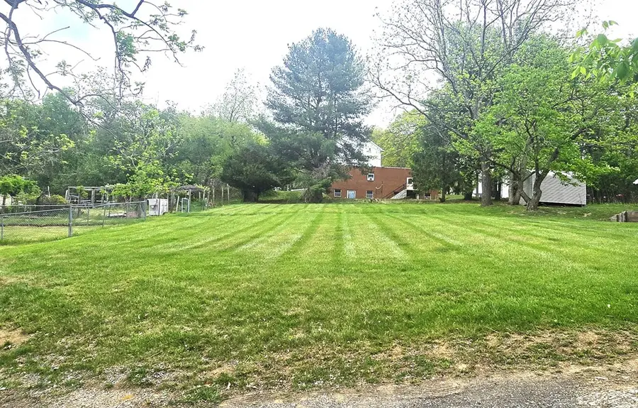 495 Piedmont St, Blacksburg, VA 24060 - #2