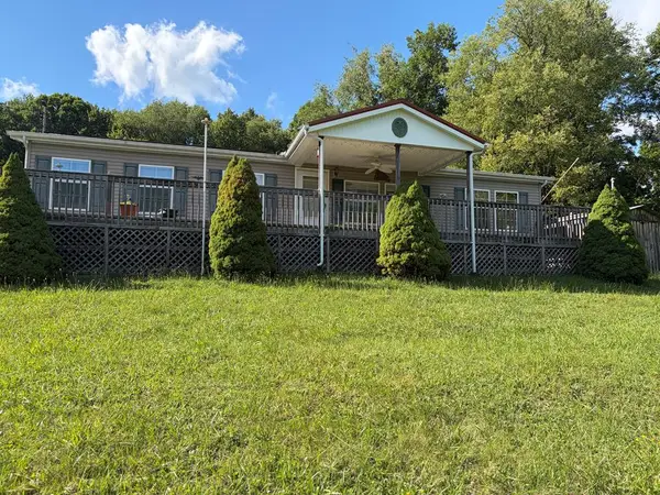1615 Myrtle Road, Tazewell, VA 24651