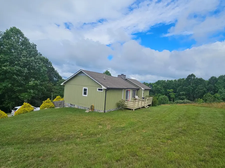 69 Overland Trail, Fancy Gap, VA 24328 - #3