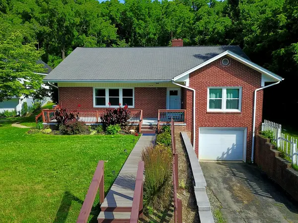 396 Nuckolls Curve Road, Galax, VA 24333