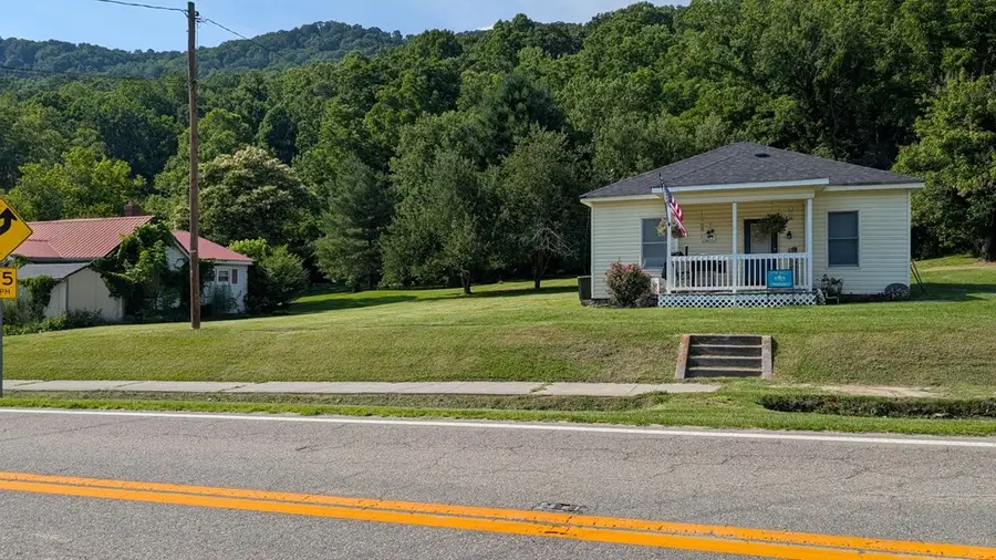 2235 Saltville Highway, Saltville, VA 24370 - #3