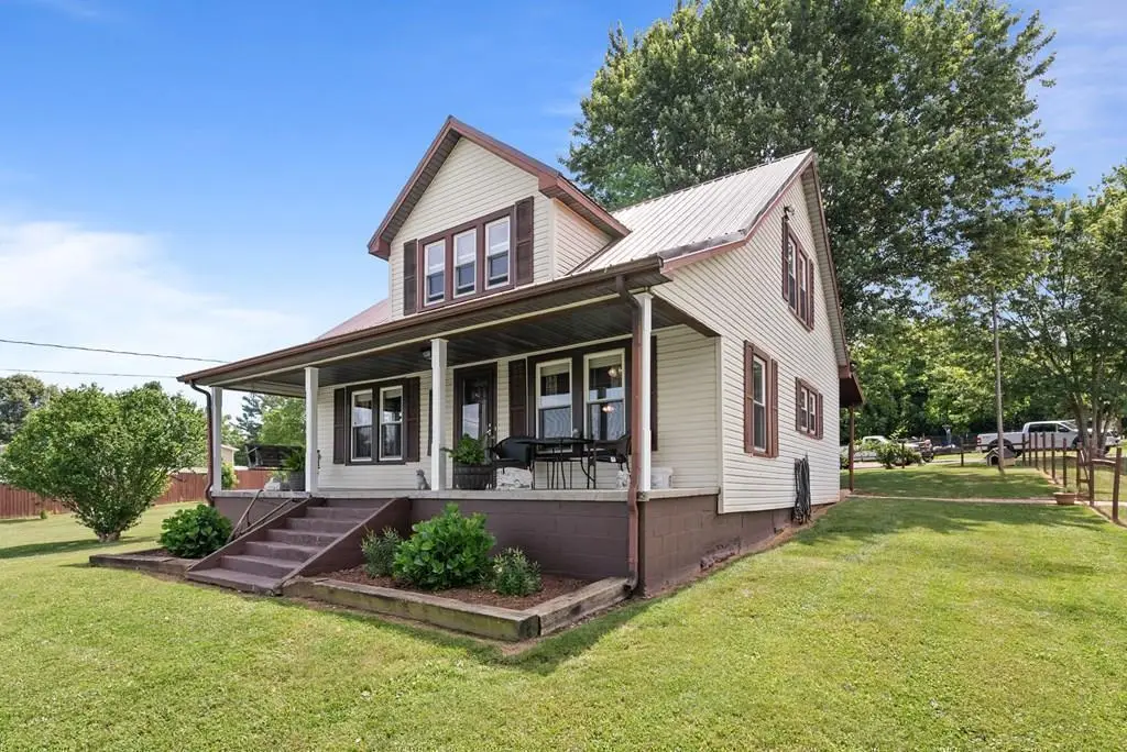 78 Oak Grove RD, Hillsville, VA 24343 - #1