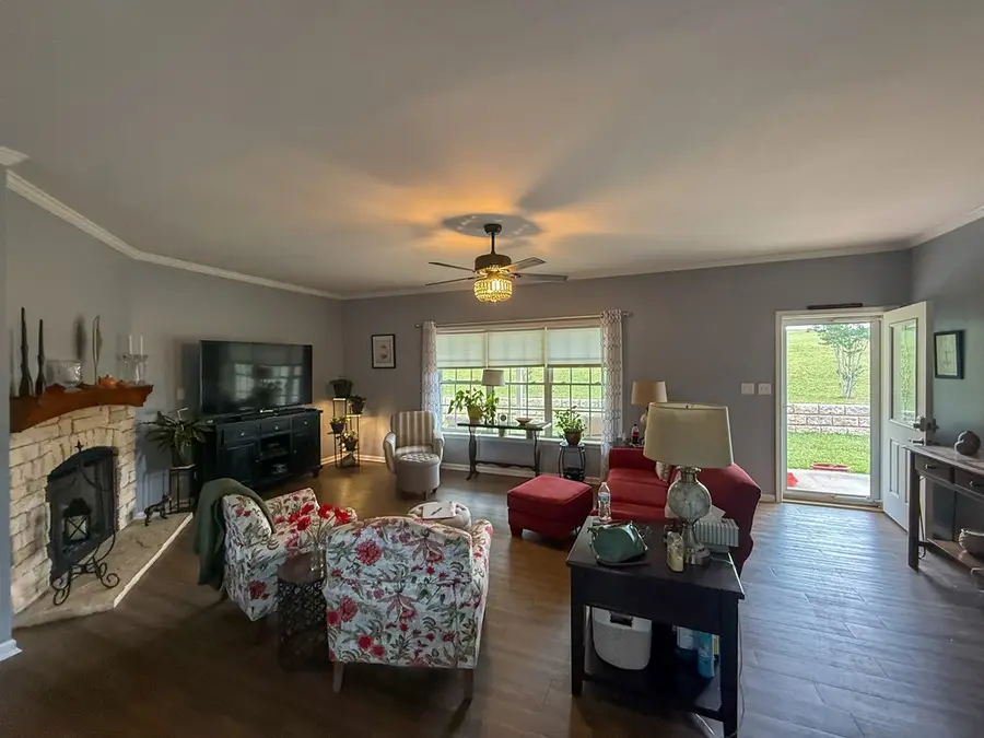 148 Vaughns Mill Rd, Indian Valley, VA 24105 - #2
