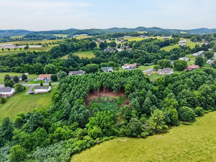 303 Stone Brook Drive, Galax, VA 24333 - #3