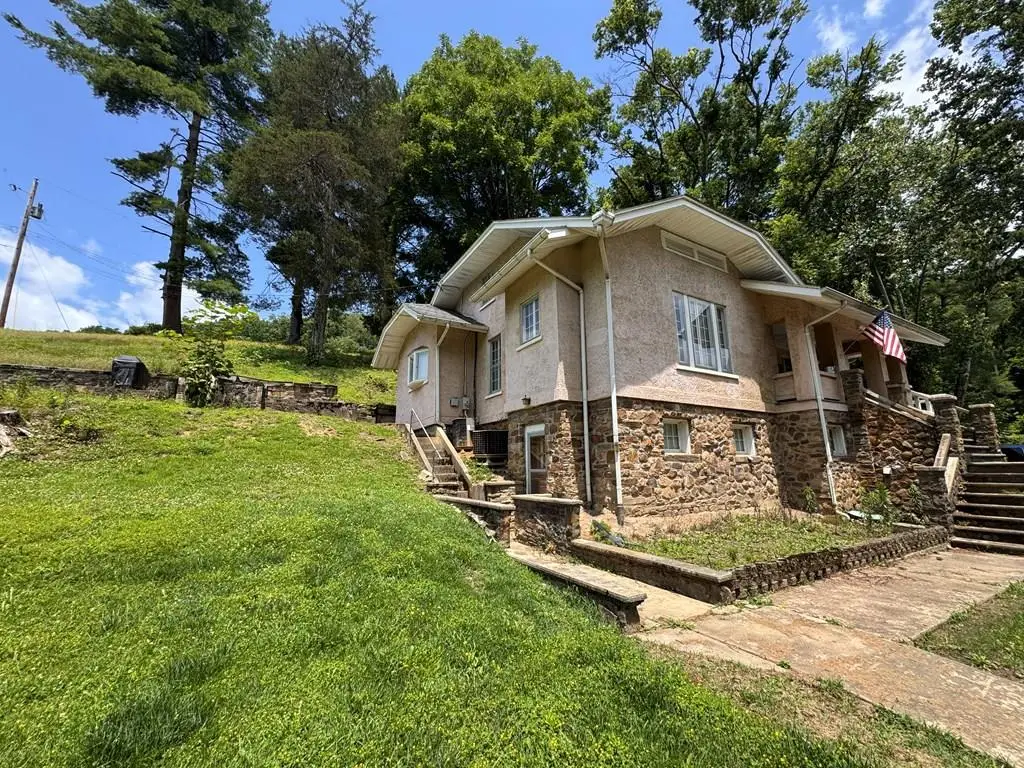 2481 Saltville Hwy, Saltville, VA 24370 - #1